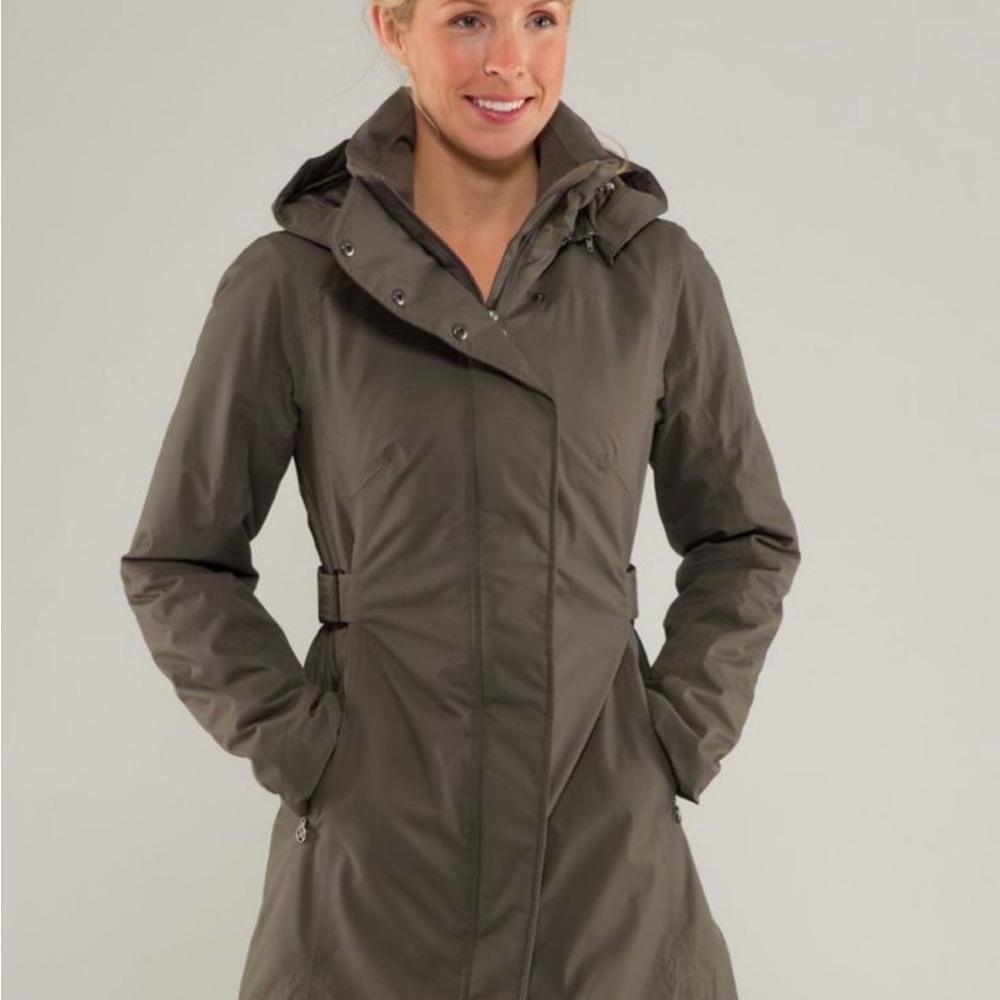 Lululemon Apres Down Jacket